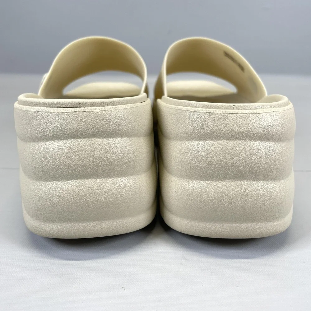 Crocs Skyline Slides Womens Size 7 Cream Platform Wedge Sandals Slip On Shoes